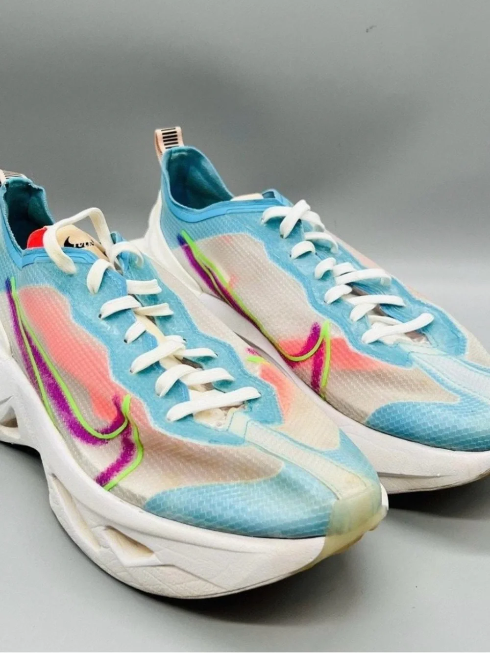 Nike eye catching
